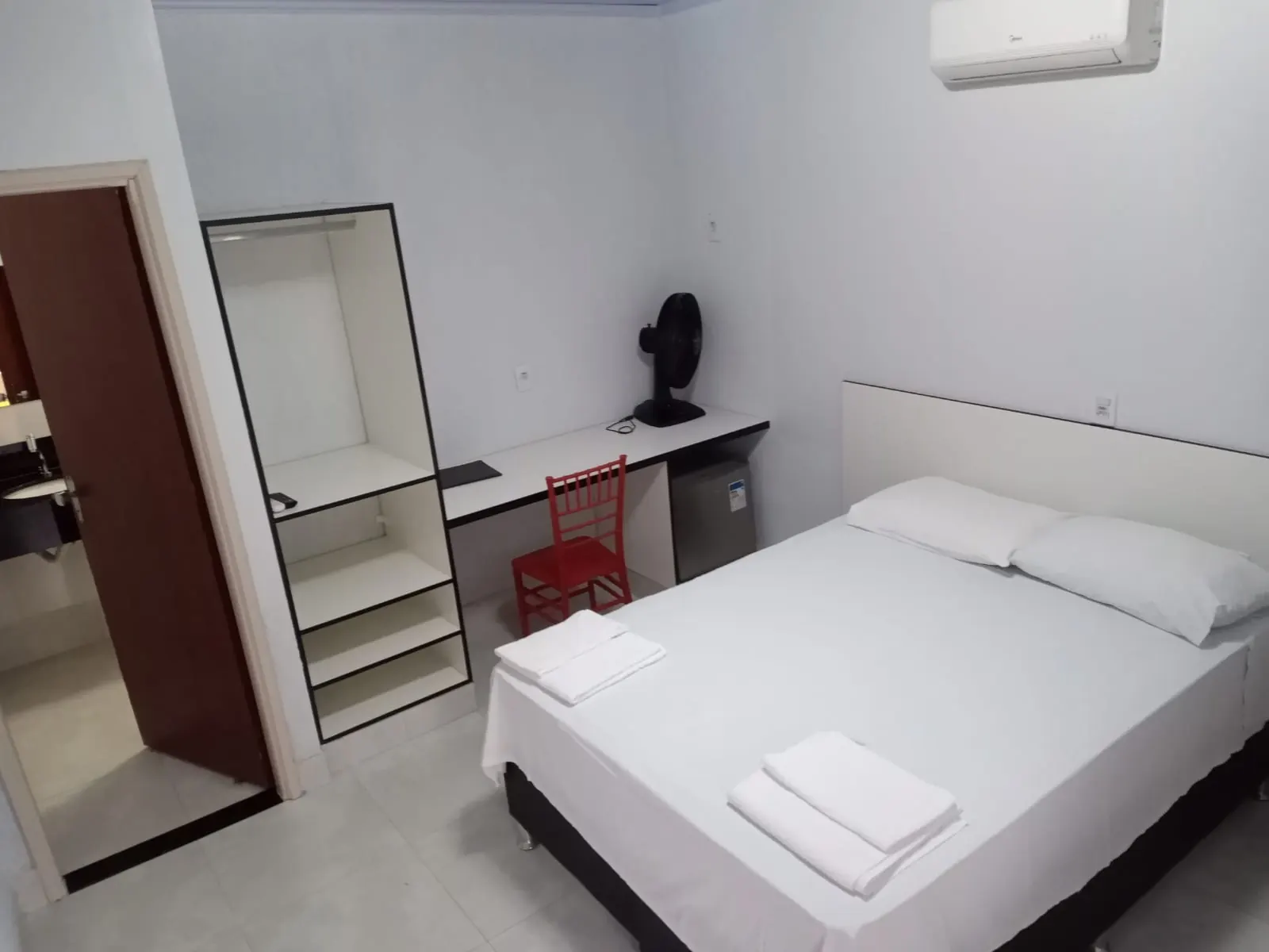 Standard Single — vista do ambiente