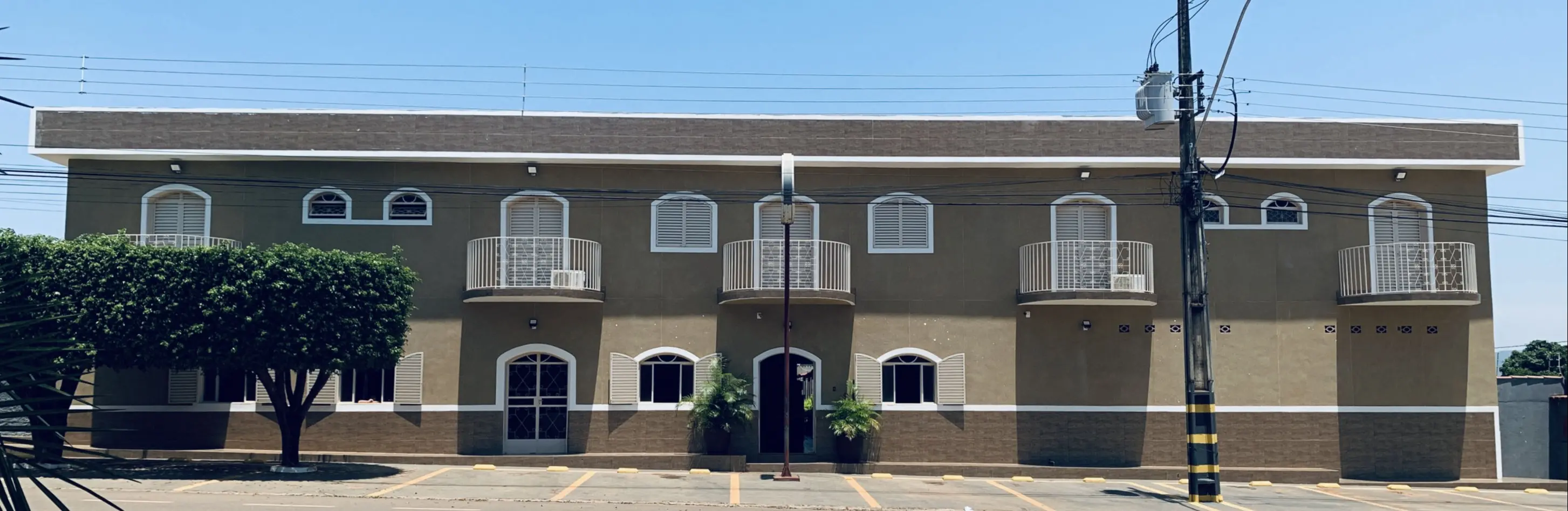 Foto panoramica do hotel